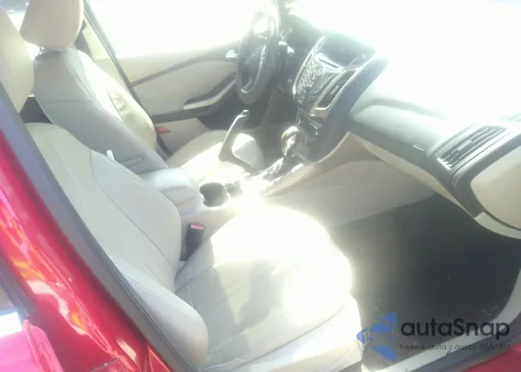 2012 Ford Focus Sel z USA, uszkodzony, nr VIN 1FAHP3H26CL477479